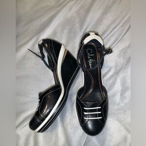 Cole Haan spectator Women's Black and White Wedge sneaker lace style Y2K 7.5